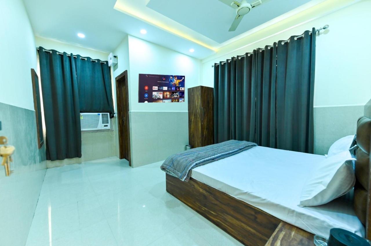 Royal Inn Jammu Exterior foto
